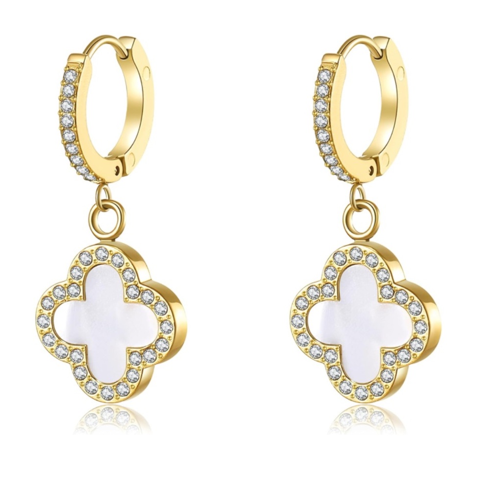 White & Gold Four-Leaf Clover Bracelet 18K Gold-Plated Steel URBAN LUXE